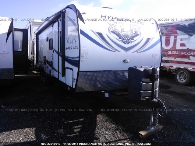 4X4TXLC25EF157691 - 2014 XLR TOYHAULER 30' TRAVEL TRAILER  WHITE photo 1