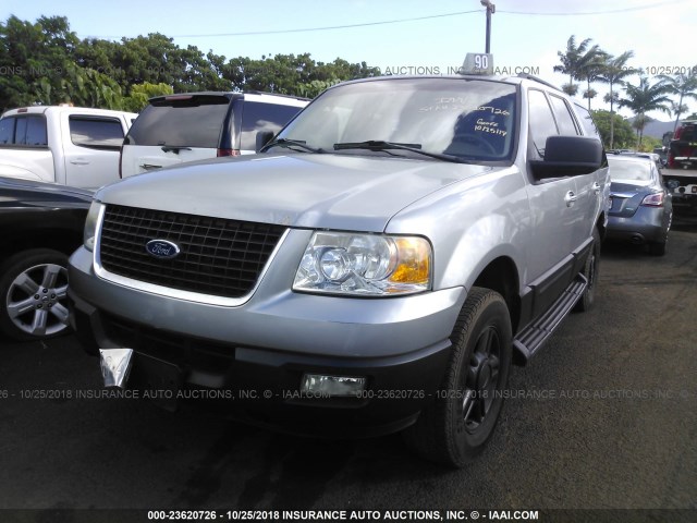 1FMPU15576LA34789 - 2006 FORD EXPEDITION XLT SILVER photo 2