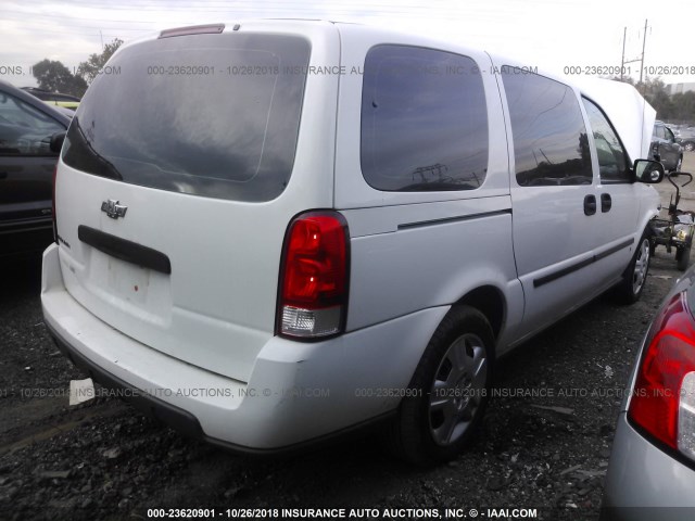 1GBDV13148D186700 - 2008 CHEVROLET UPLANDER INCOMPLETE WHITE photo 4