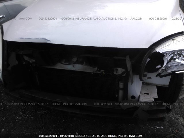 1GBDV13148D186700 - 2008 CHEVROLET UPLANDER INCOMPLETE WHITE photo 6