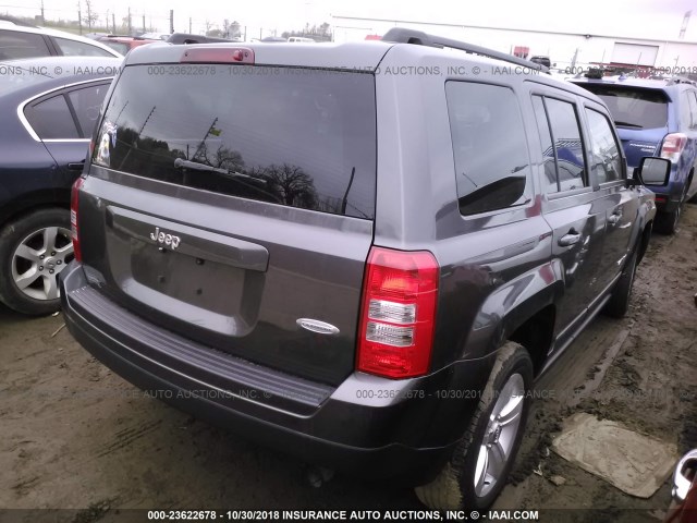 1C4NJPFB3GD537095 - 2016 JEEP PATRIOT LATITUDE GRAY photo 4