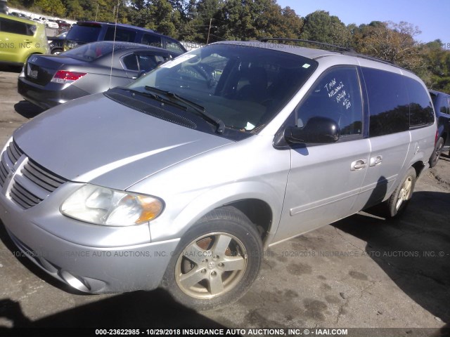 2D4GP44L06R687214 - 2006 DODGE GRAND CARAVAN SXT SILVER photo 2