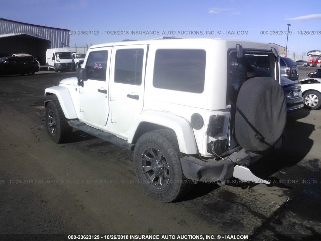 1C4BJWEG7DL595626 - 2013 JEEP WRANGLER UNLIMITE SAHARA WHITE photo 3