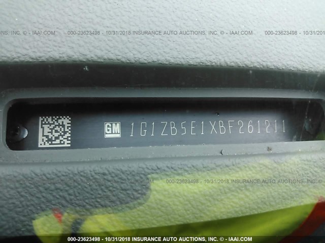 1G1ZB5E1XBF261211 - 2011 CHEVROLET MALIBU LS Silber Foto 9