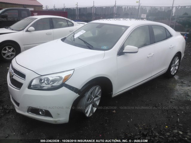 1G11E5SA3DF240826 - 2013 CHEVROLET MALIBU 2LT WHITE photo 2