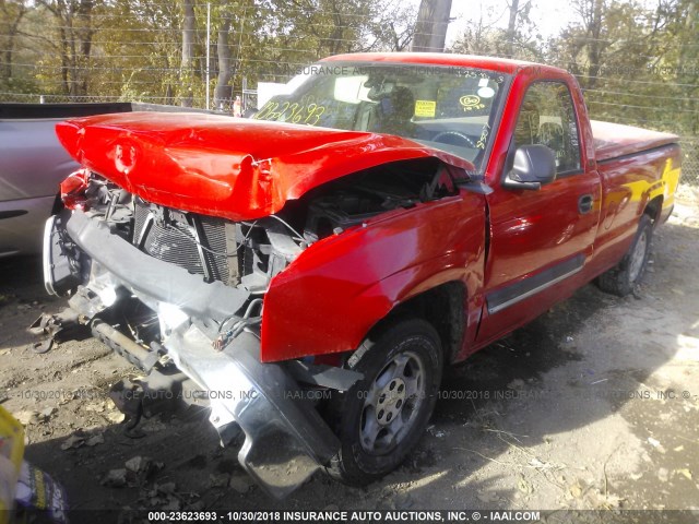 1GCEC14VX4Z288507 - 2004 CHEVROLET SILVERADO C1500 RED photo 2