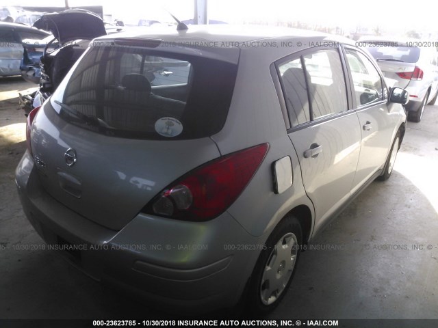 3N1BC13EX9L376012 - 2009 NISSAN VERSA S/SL SILVER photo 4