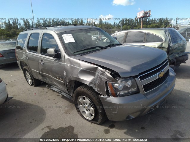 1GNFK130X7J135357 - 2007 CHEVROLET TAHOE K1500 GRAY photo 1