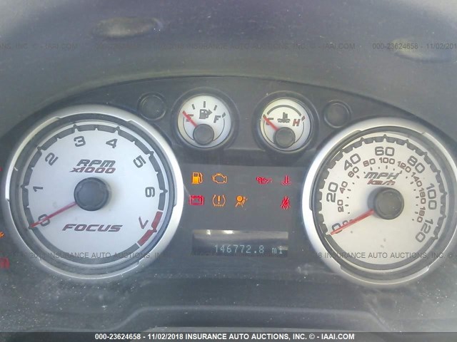 1FAHP35N48W237514 - 2008 FORD FOCUS SE/SEL/SES WHITE photo 7