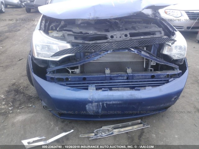 1FAHP36NX9W119564 - 2009 FORD FOCUS SES BLUE photo 6