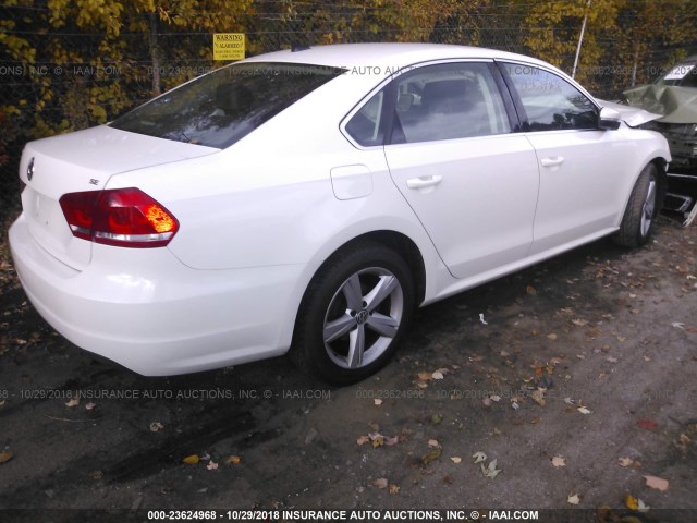 1VWBP7A39DC127529 - 2013 VOLKSWAGEN PASSAT SE WHITE photo 4