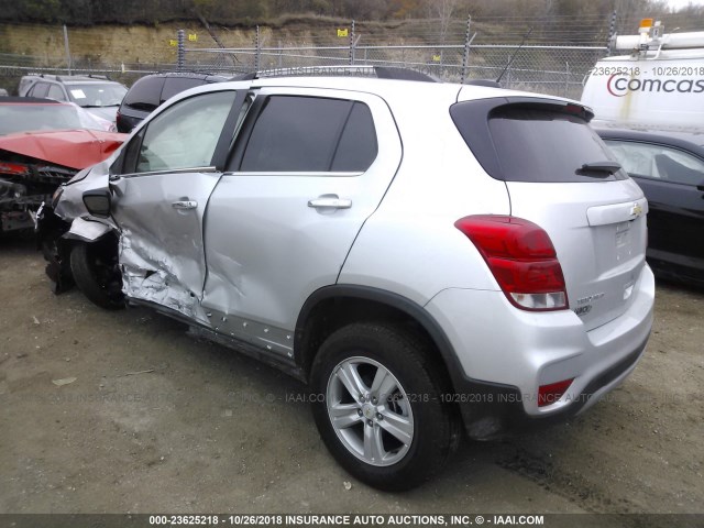 KL7CJPSBXJB606491 - 2018 CHEVROLET TRAX 1LT SILVER photo 3