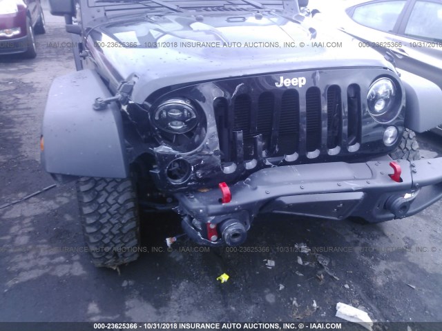 1C4HJWFG6GL232831 - 2016 JEEP WRANGLER UNLIMITE RUBICON BLACK photo 6