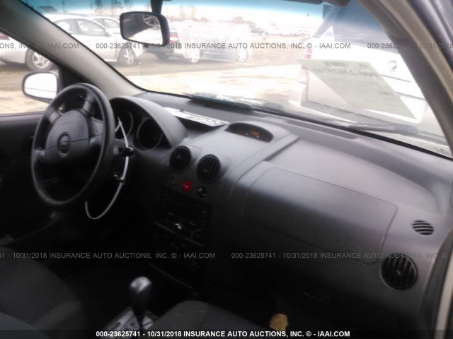 KL1TD666X7B777193 - 2007 CHEVROLET AVEO LS GRAY photo 5