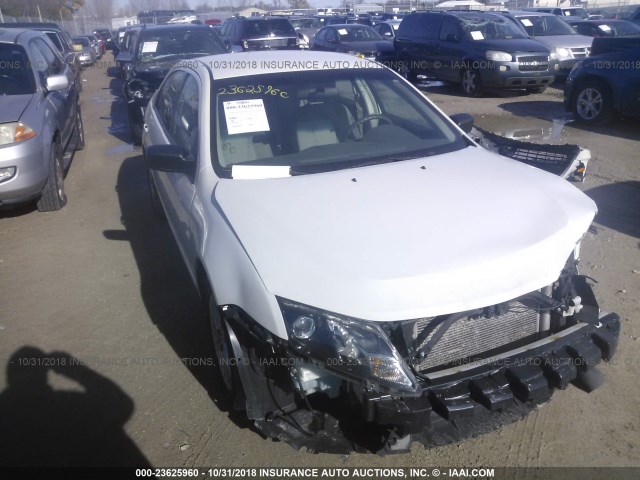 3FAHP0GA7CR350569 - 2012 FORD FUSION S WHITE photo 1