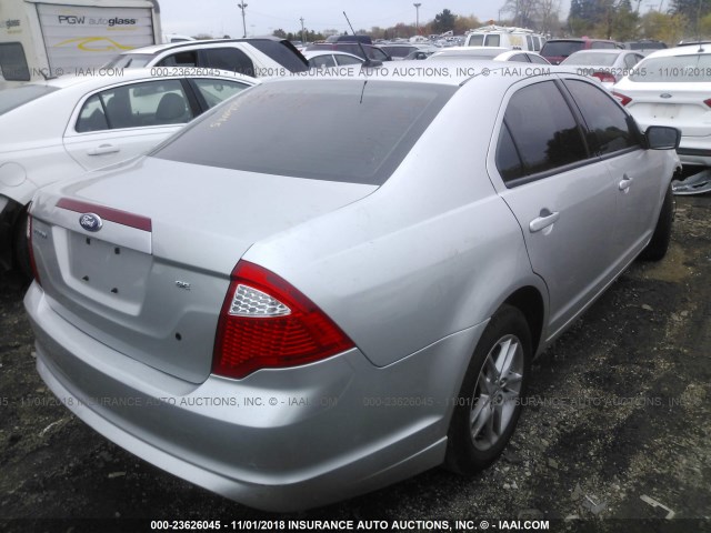 3FAHP0GAXBR243286 - 2011 FORD FUSION S SILVER photo 4