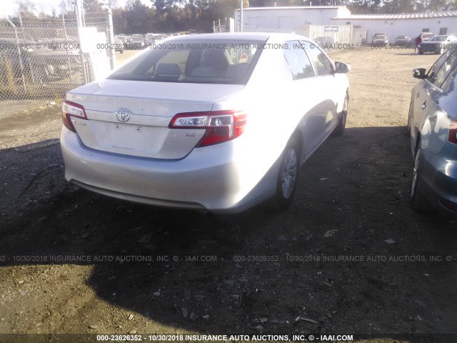 4T1BF1FK5CU586323 - 2012 TOYOTA CAMRY SE/LE/XLE SILVER photo 4