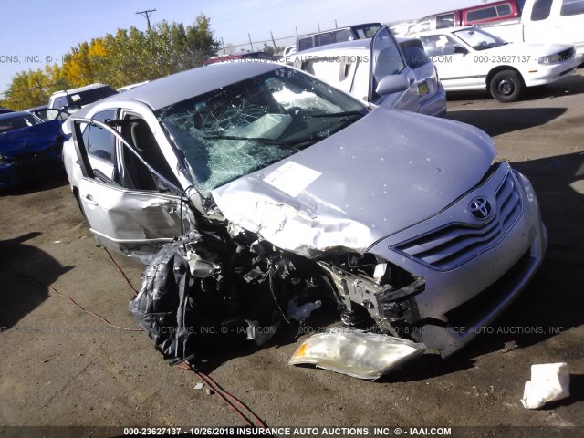 4T4BF3EK2BR161949 - 2011 TOYOTA CAMRY SE/LE/XLE SILVER photo 1