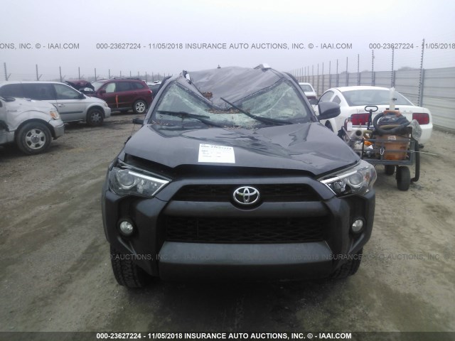 JTEZU5JR4E5079796 - 2014 TOYOTA 4RUNNER SR5/LIMITED GRAY photo 6