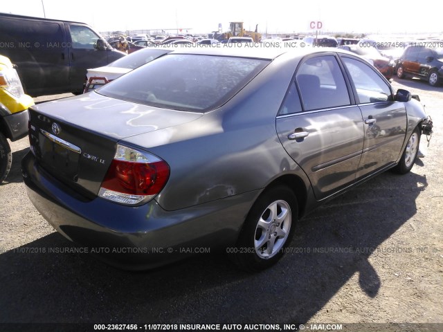 4T1BE32K45U628598 - 2005 TOYOTA CAMRY LE/XLE/SE GRAY photo 4
