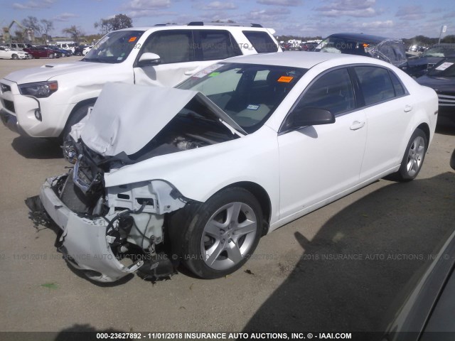 1G1ZA5E11BF339734 - 2011 CHEVROLET MALIBU LS WHITE photo 2