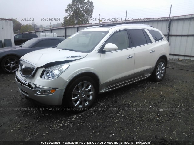 5GAKVCED2BJ411759 - 2011 BUICK ENCLAVE CXL WHITE photo 2