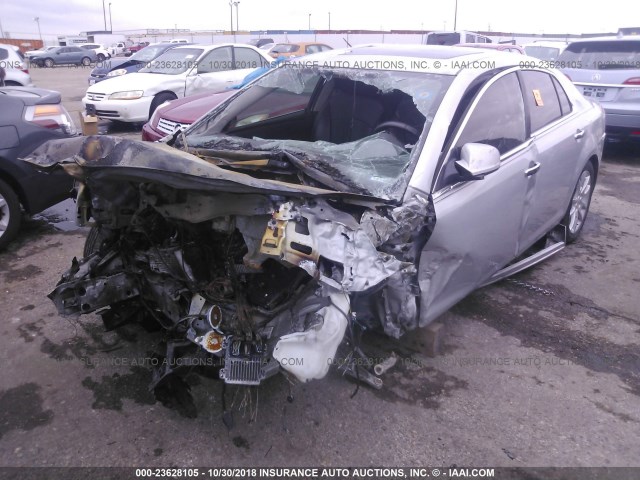 1G1ZG5E79CF102686 - 2012 CHEVROLET MALIBU LTZ 银色 照片 2