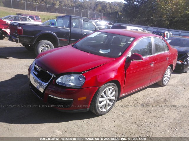 3VWAX7AJ1AM112043 - 2010 VOLKSWAGEN JETTA LIMITED RED photo 2