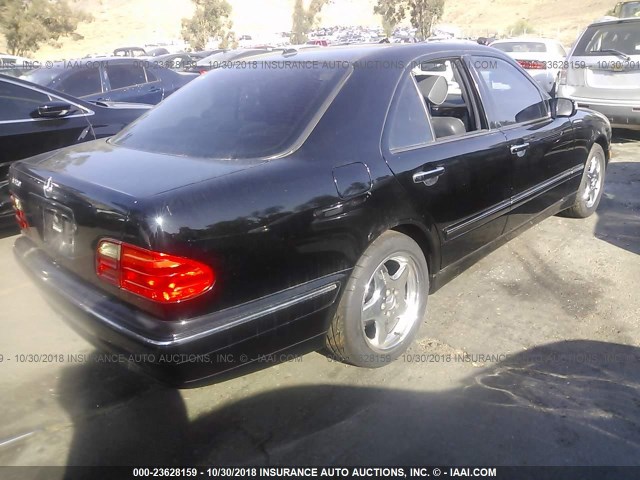 WDBJF65J51B168423 - 2001 MERCEDES-BENZ E 320 BLACK photo 4