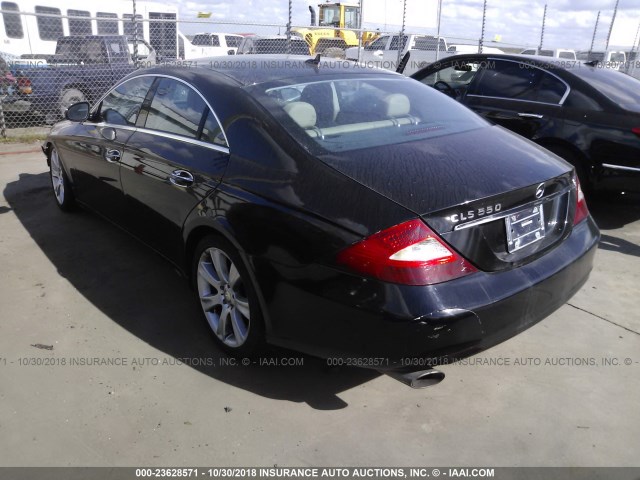 WDDDJ72X98A133000 - 2008 MERCEDES-BENZ CLS 550 BLACK photo 3