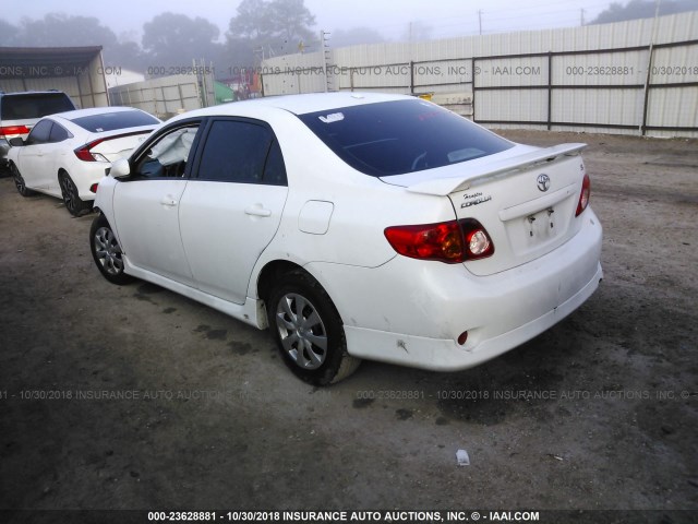 1NXBU4EE4AZ329928 - 2010 TOYOTA COROLLA S/LE/XLE WHITE photo 3