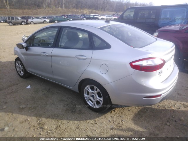 3FADP4BJ7FM126832 - 2015 FORD FIESTA SE SILVER photo 3