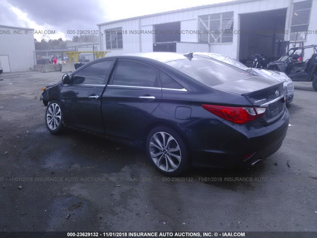 5NPEC4AC9EH930583 - 2014 HYUNDAI SONATA SE/LIMITED GRAY photo 3