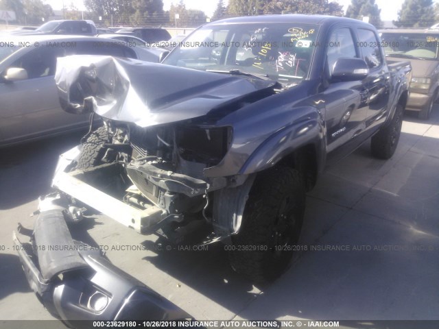 5TFLU4EN6EX095028 - 2014 TOYOTA TACOMA DOUBLE CAB 灰色 照片 2