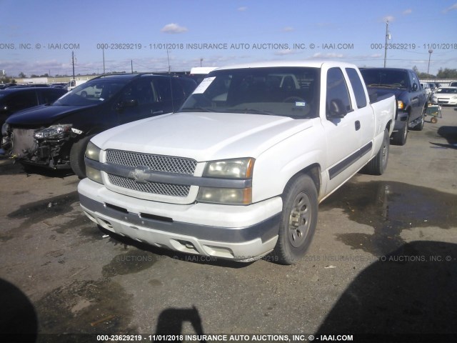 1GCEC19T95Z204234 - 2005 CHEVROLET SILVERADO C1500 WHITE photo 2