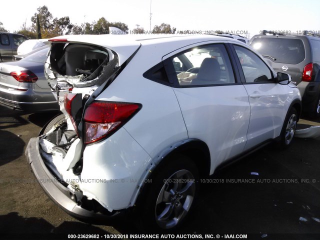 3CZRU5H3XJM714976 - 2018 HONDA HR-V LX WHITE photo 4