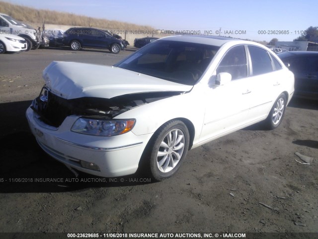 KMHFC46F46A058017 - 2006 HYUNDAI AZERA SE/LIMITED WHITE photo 2