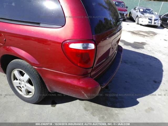 2D4GP44L86R699076 - 2006 DODGE GRAND CARAVAN SXT RED photo 3