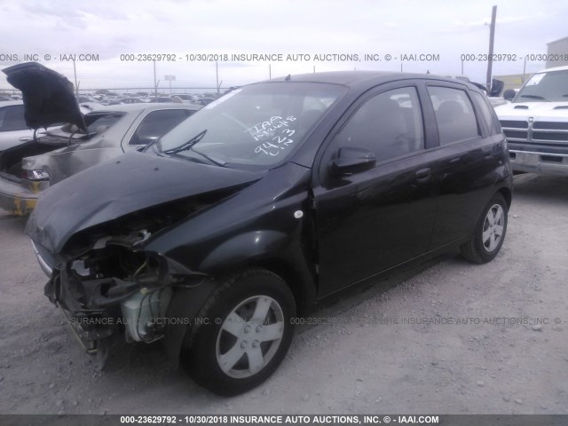KL1TD66656B659423 - 2006 CHEVROLET AVEO LS BLACK photo 2