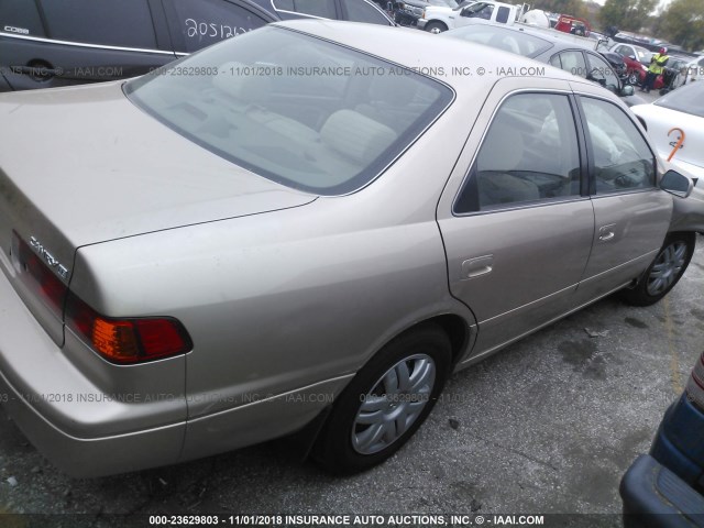 JT2BG22K6Y0458581 - 2000 TOYOTA CAMRY CE/LE/XLE TAN photo 4