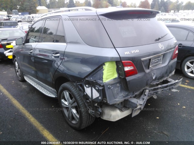 4JGDA5HB6CA022340 - 2012 MERCEDES-BENZ ML 350 4MATIC GRAY photo 3