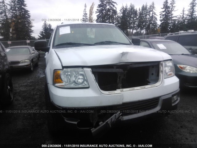 1FMFU16526LA78127 - 2006 FORD EXPEDITION XLT WHITE photo 6