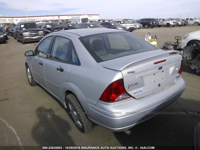 1FAFP38Z04W105169 - 2004 FORD FOCUS ZTS GRAY photo 3
