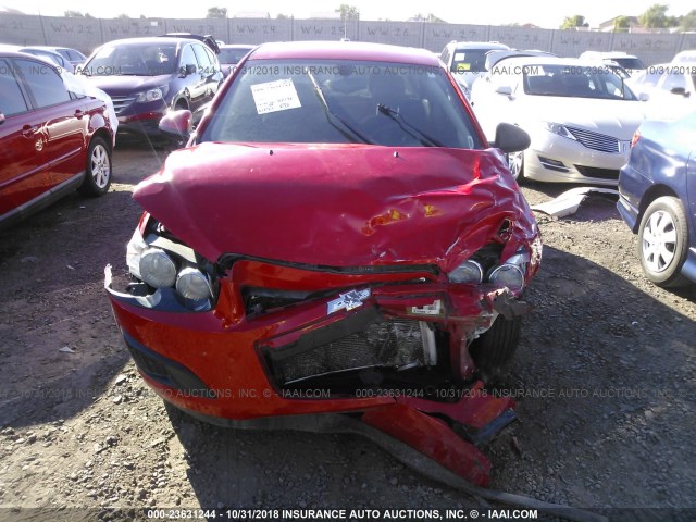 1G1JA5SH0G4119390 - 2016 CHEVROLET SONIC LS 红色 照片 6