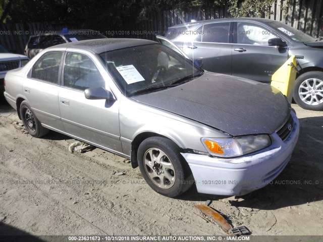 JT2BF28K010335262 - 2001 TOYOTA CAMRY LE/XLE 灰色 照片 1