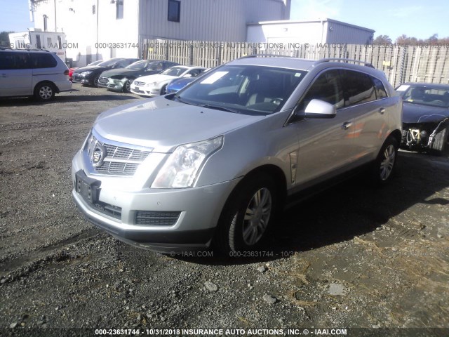 3GYFNAEY4BS677171 - 2011 CADILLAC SRX LUXURY COLLECTION SILVER photo 2