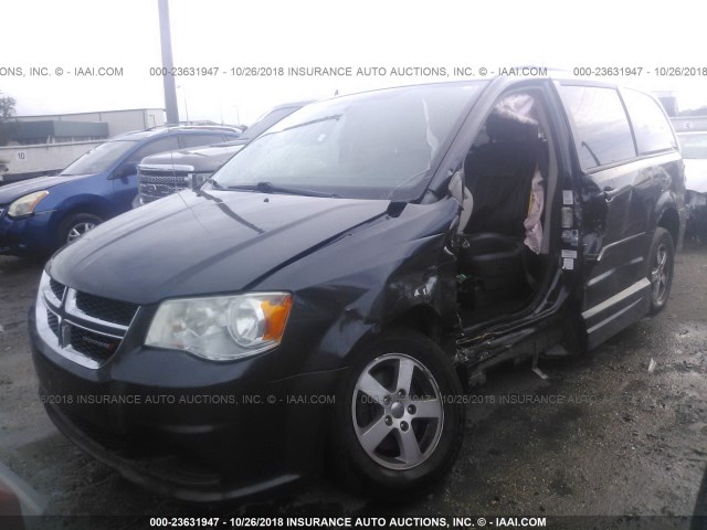 2C4RDGCG1CR329748 - 2012 DODGE GRAND CARAVAN SXT GRAY photo 2