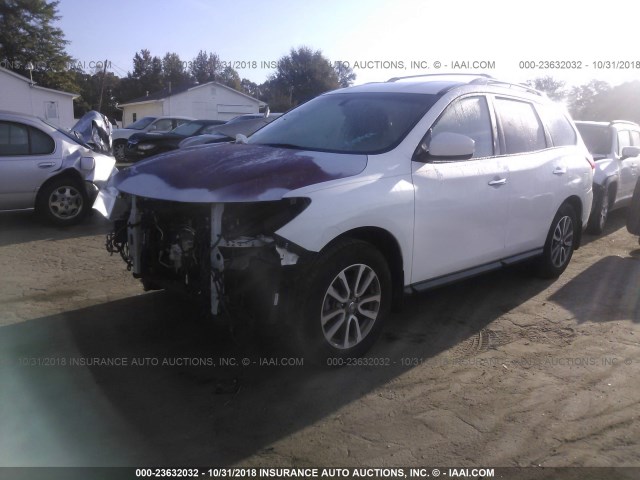 5N1AR2MN0FC665060 - 2015 NISSAN PATHFINDER S/SV/SL/PLATINUM WHITE photo 2