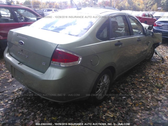 1FAHP35N08W159636 - 2008 FORD FOCUS SE/SEL/SES GREEN photo 4