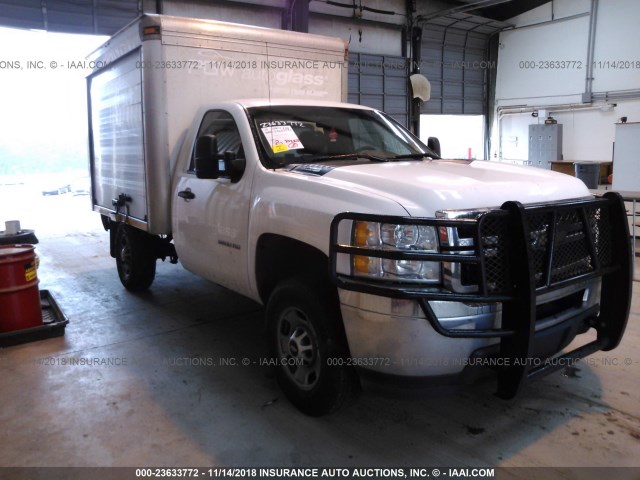 1GB0CVCG1DF207694 - 2013 CHEVROLET SILVERADO C2500 HEAVY DUTY WHITE photo 1